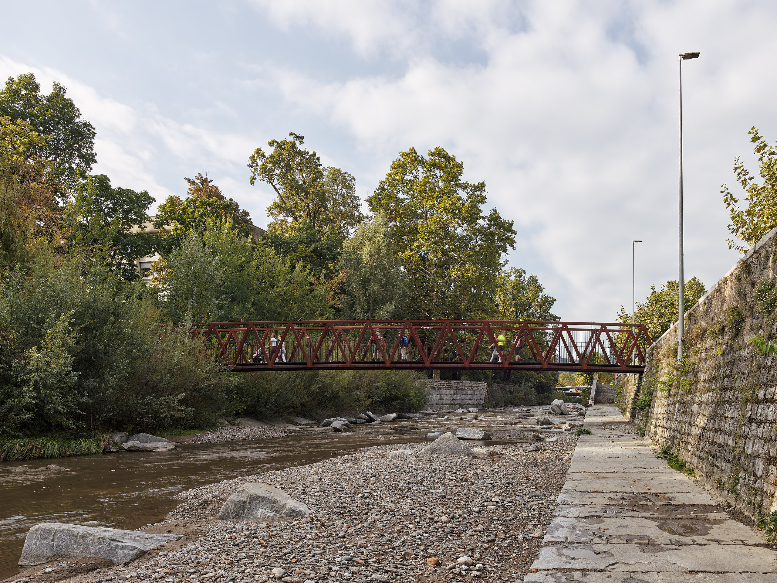 Ahp0053 CASS AIQ4 002452 C